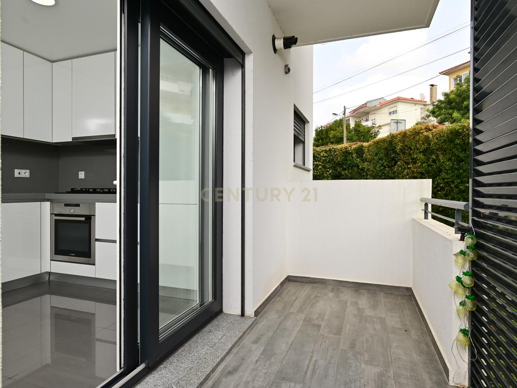 Apartamento T3 em condomínio fechado, Parede, Cascais. Vista Mar no terraço. - Image 24