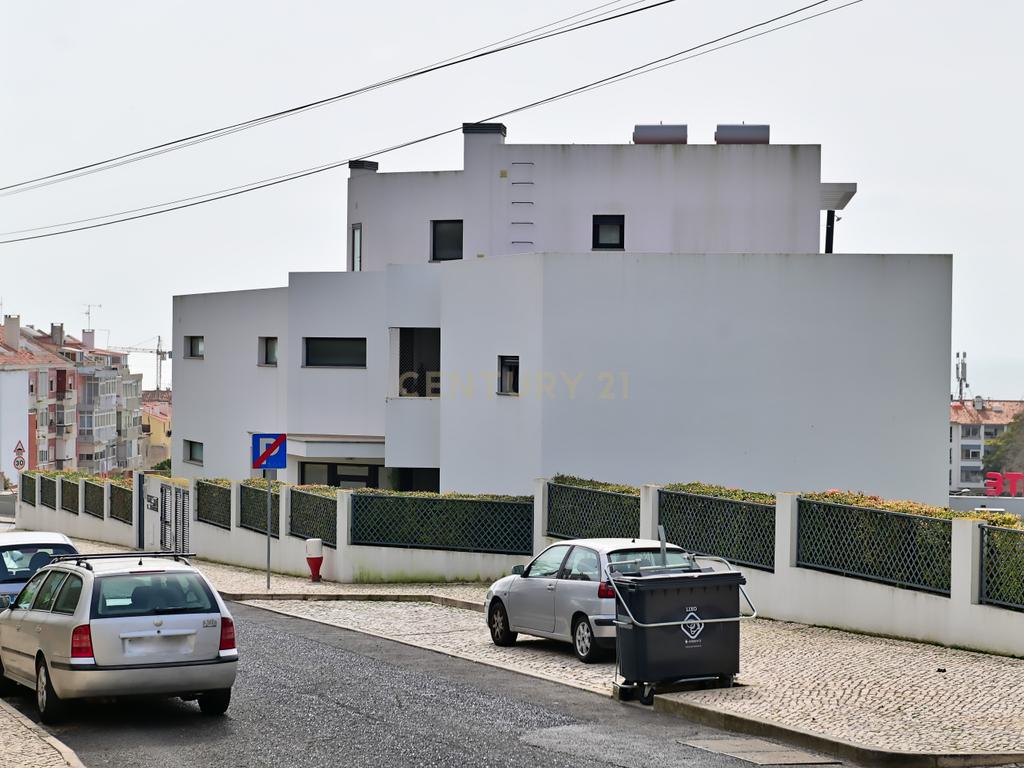 Apartamento T3 em condomínio fechado, Parede, Cascais. Vista Mar no terraço. - Image 30