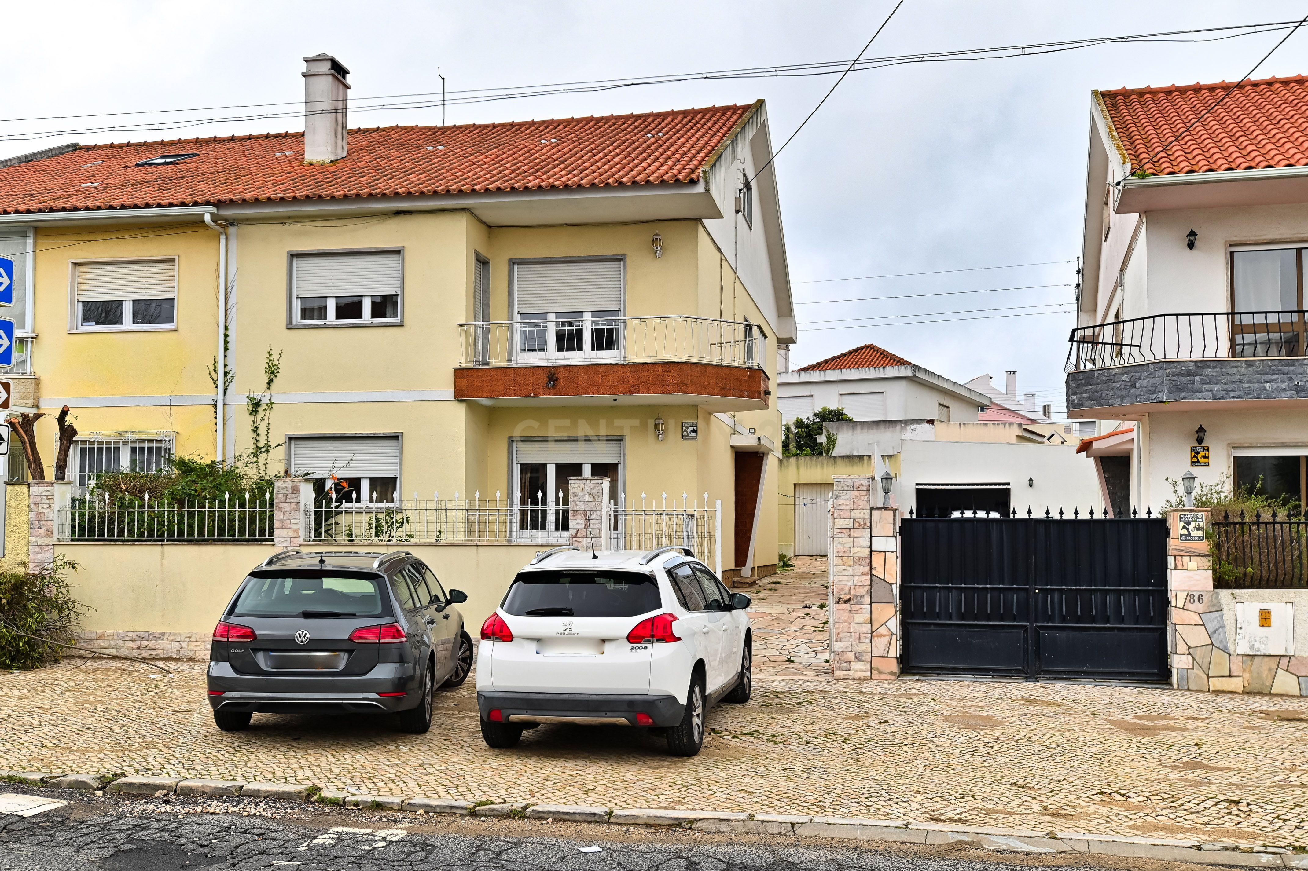 Moradia T6 Algueirão - Image 33