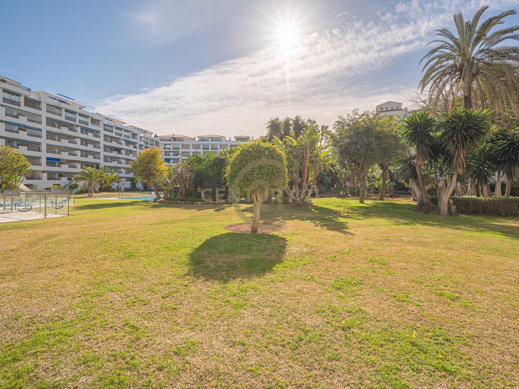 Apartamento Moderno em Málaga com Piscina e Proximidade à Praia - Image 26