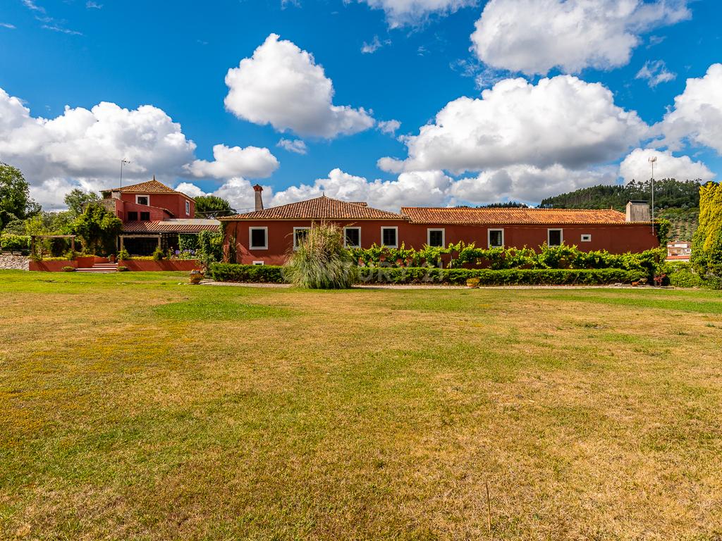 Quinta Velha - “Tenha uma propriedade de luxo perto mas longe dos principais centros.” - Image 15