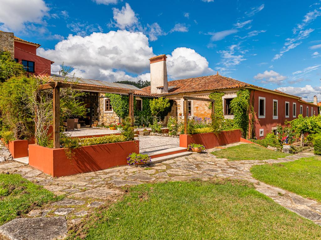 Quinta Velha - “Tenha uma propriedade de luxo perto mas longe dos principais centros.” - Image 17