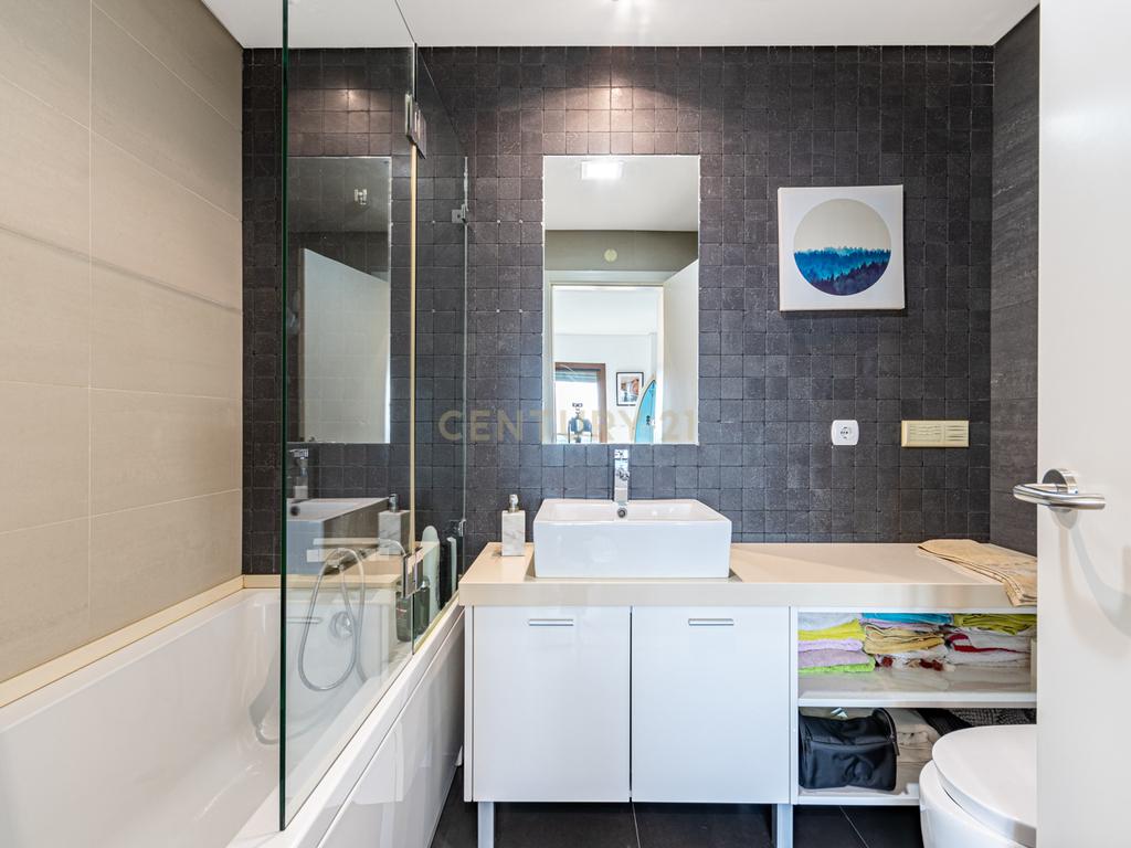 APARTAMENTO T4 TRIPLEX- URB JARDIM DA AMOREIRA - ODIVELAS - Image 19