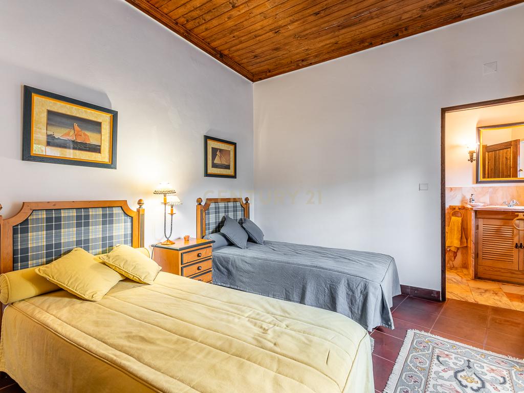 Quinta Velha - “Tenha uma propriedade de luxo perto mas longe dos principais centros.” - Image 62