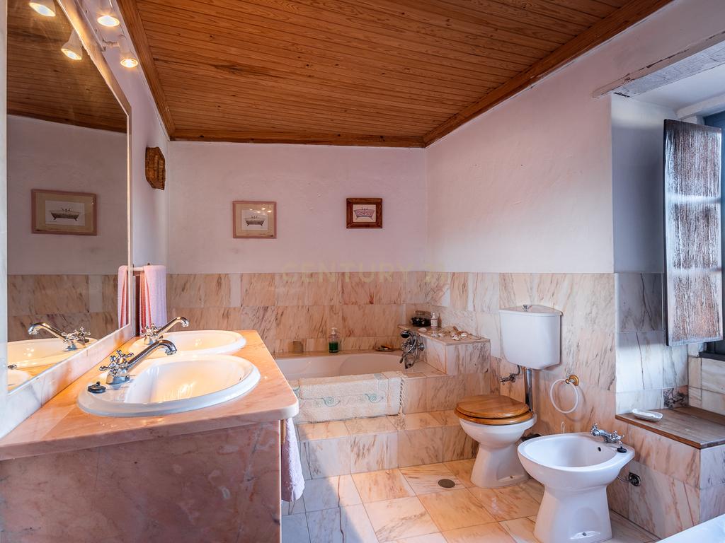 Quinta Velha - “Tenha uma propriedade de luxo perto mas longe dos principais centros.” - Image 75