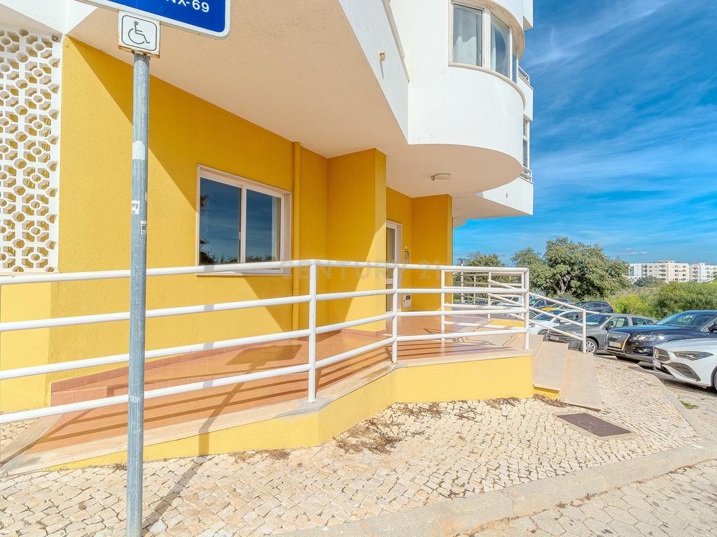 T1 com Vista Mar em Bemposta, Portimão, Alvor - Image 48