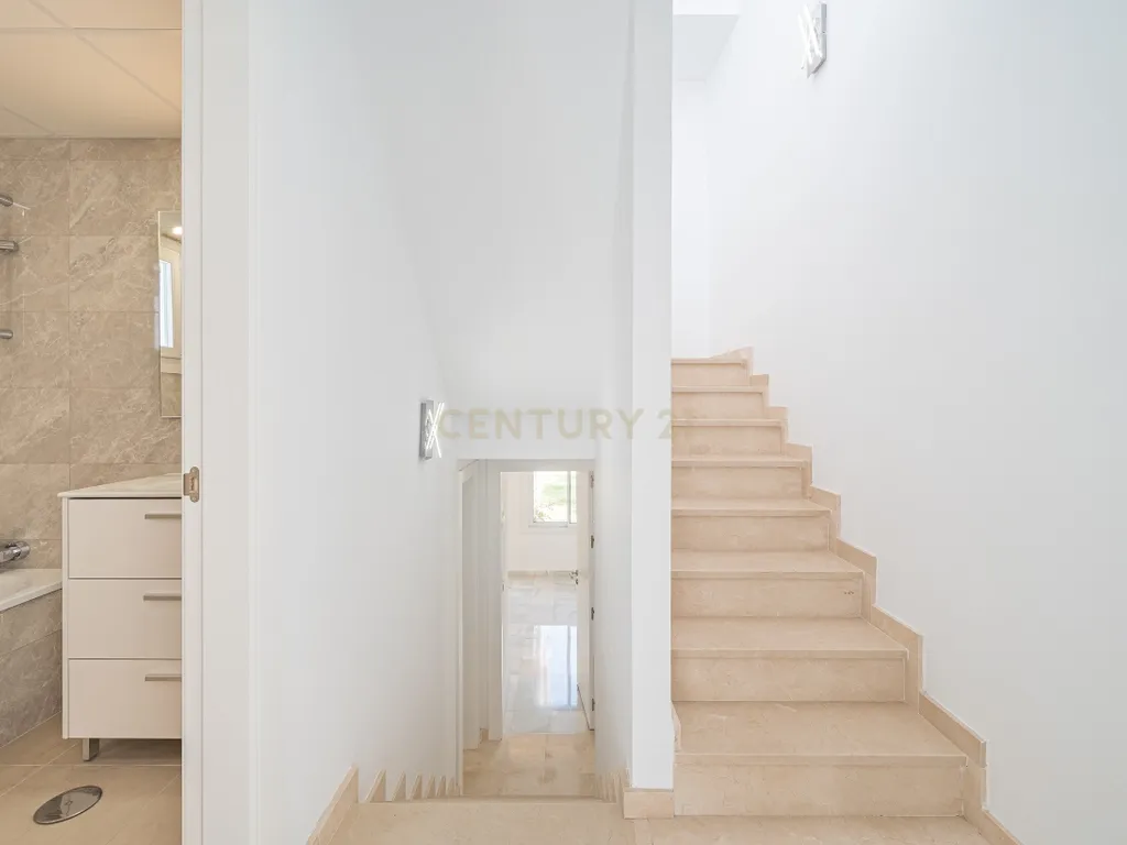 - Image 22