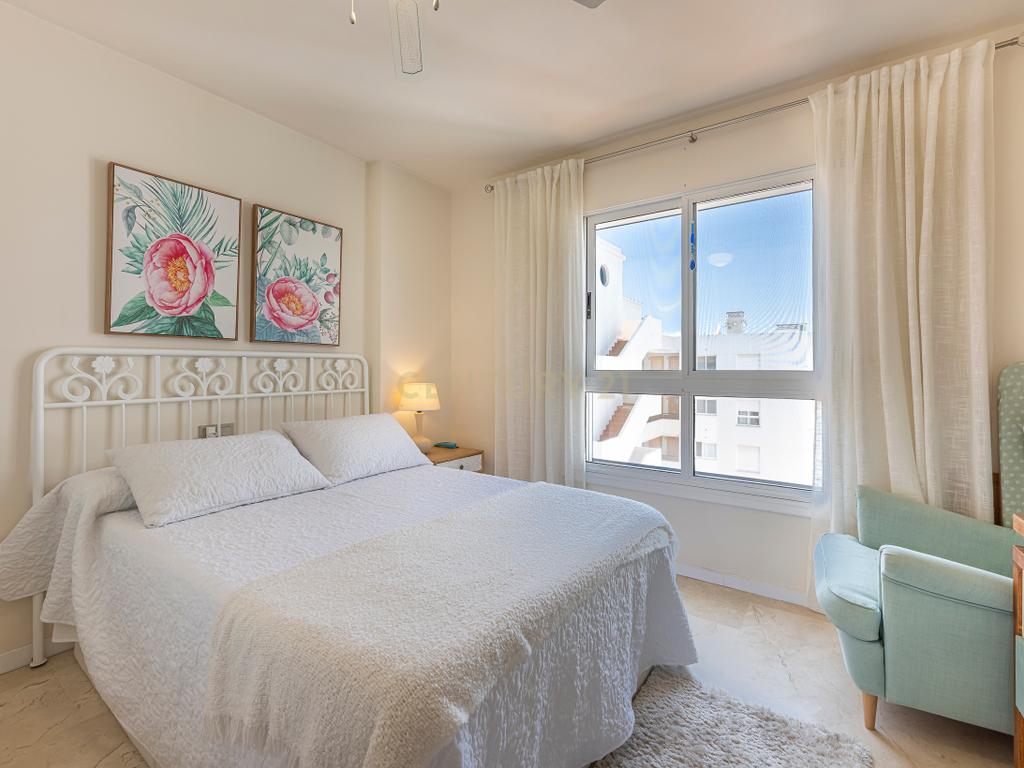 Apartamento exclusivo em Campos de Guadalmina - Image 8