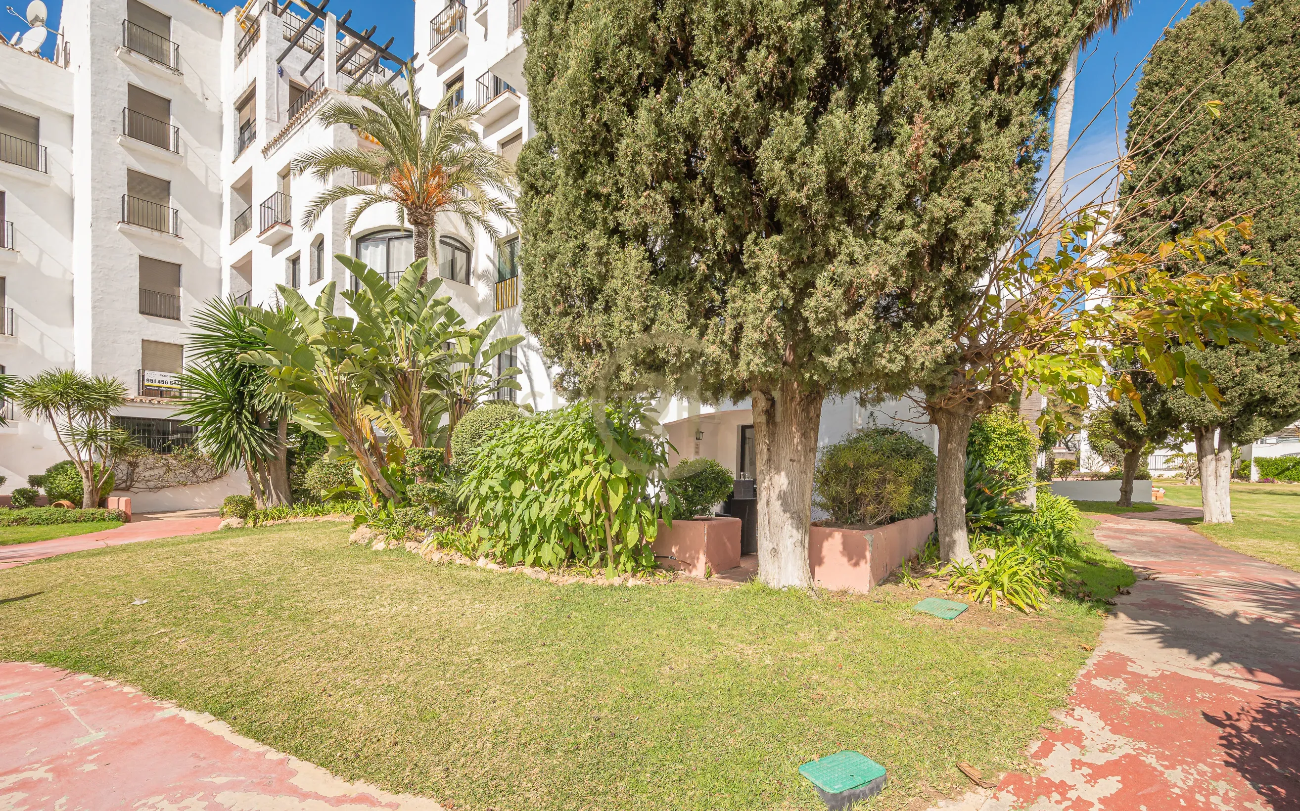 Apartamento Moderno em Málaga com Piscina e Proximidade à Praia - Image 25
