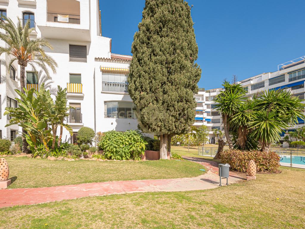 Apartamento Moderno em Málaga com Piscina e Proximidade à Praia - Image 30