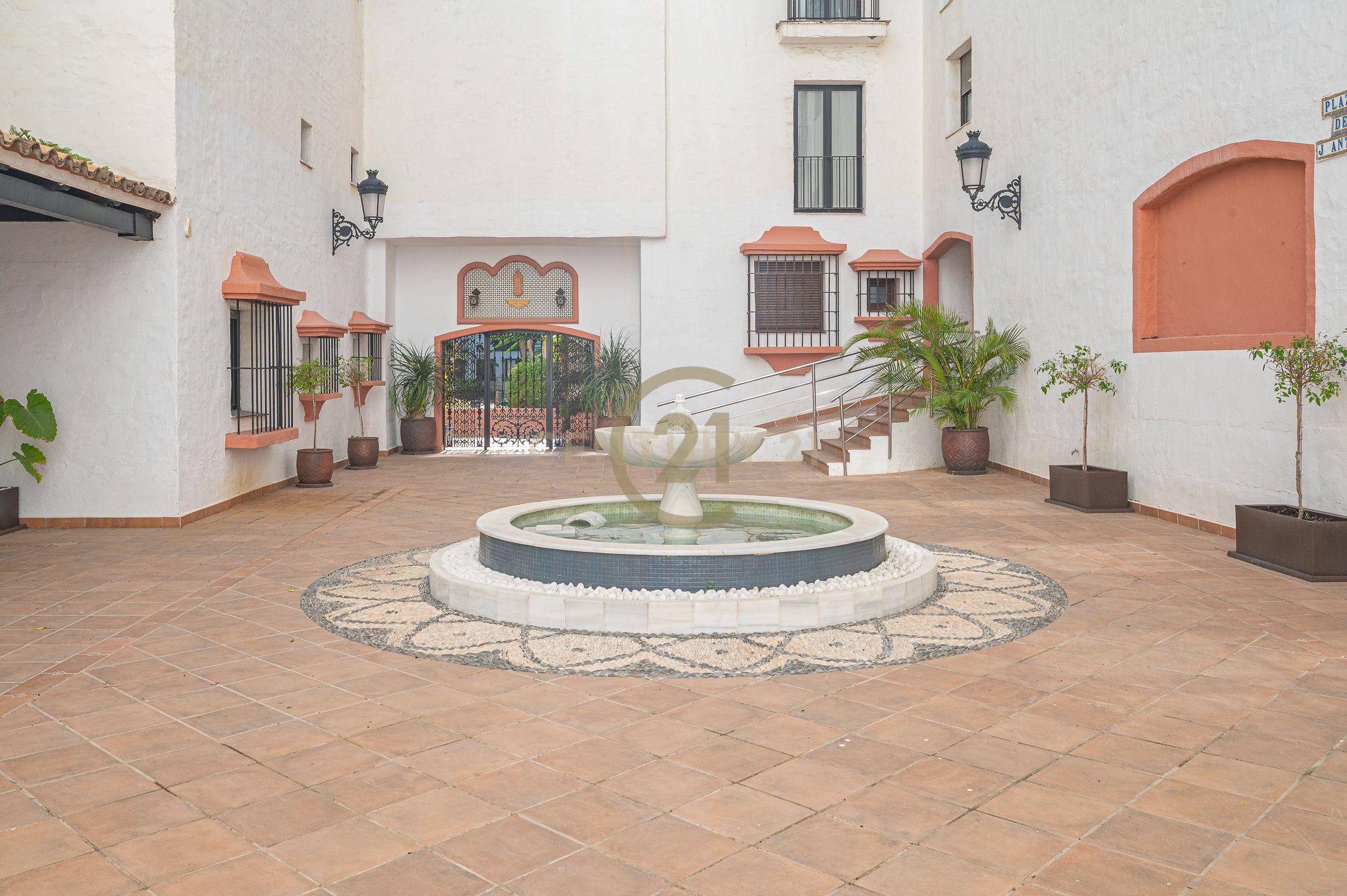 Apartamento Moderno em Málaga com Piscina e Proximidade à Praia - Image 29