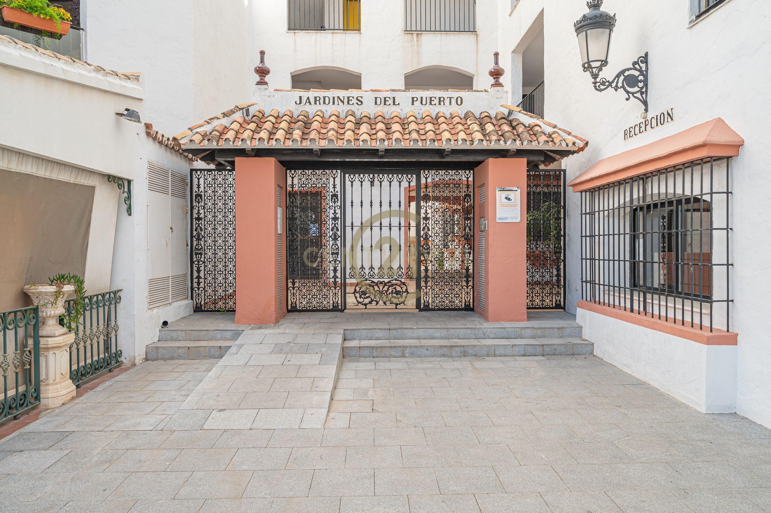Apartamento Moderno em Málaga com Piscina e Proximidade à Praia - Image 35