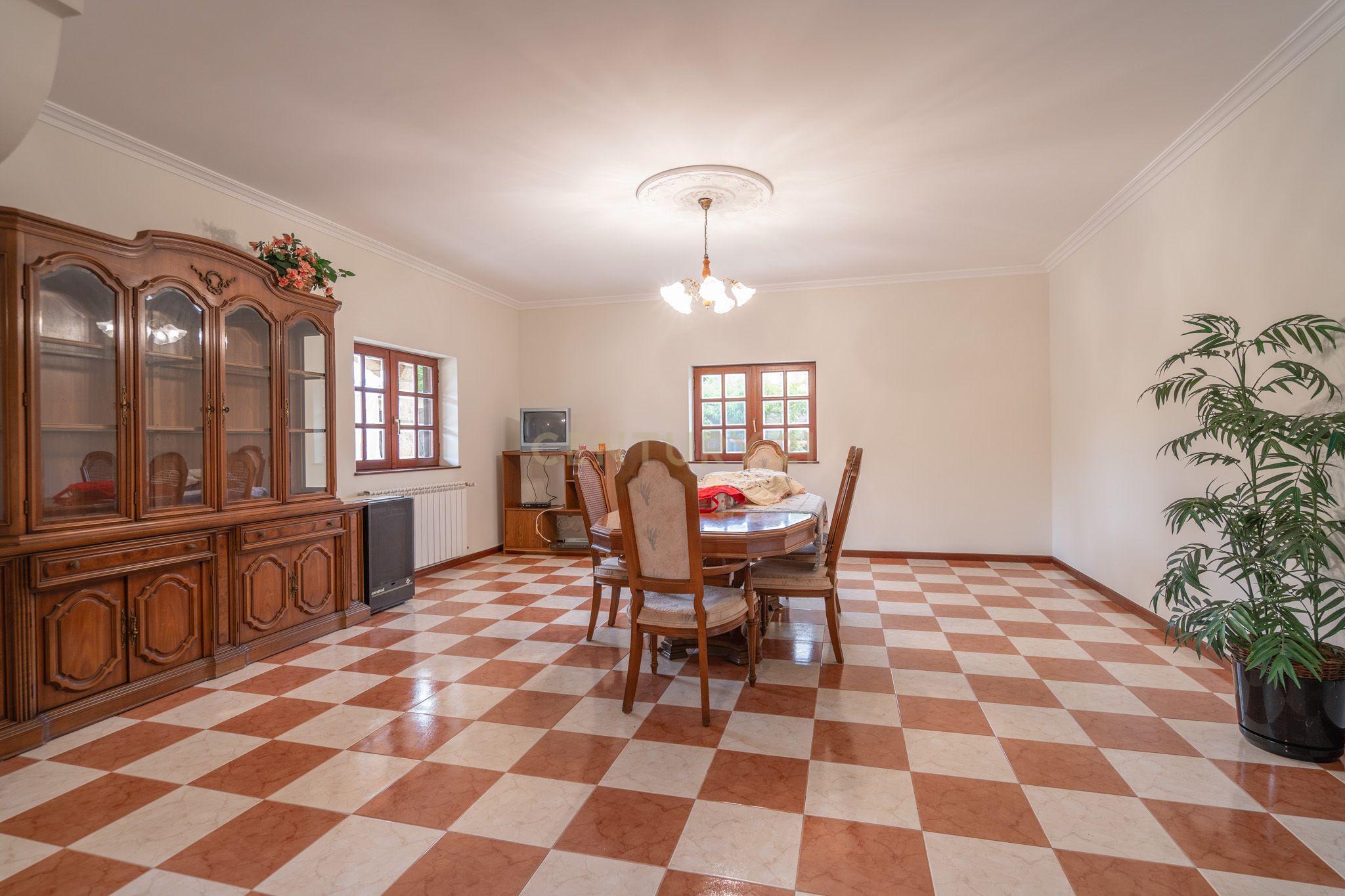 Imponente Moradia com 8 quartos, construída em pedra, situada em Prozelo, Arcos de Valdevez - Image 25