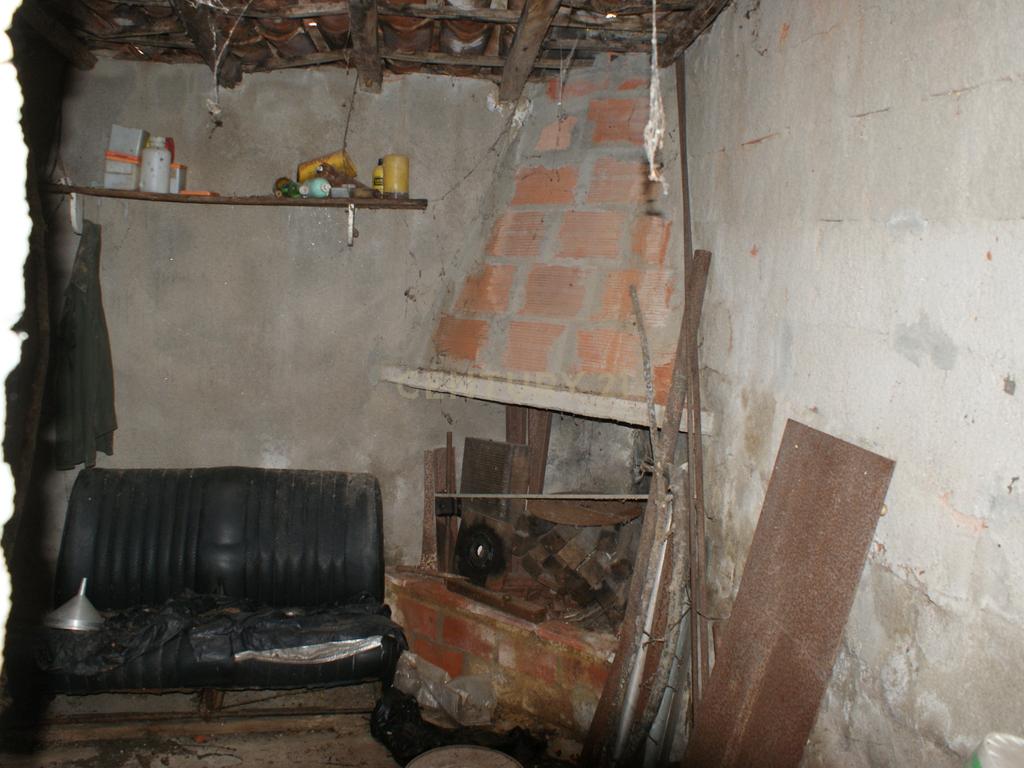 Moradia T1 em Vale de Figueira, Santarém - Image 6