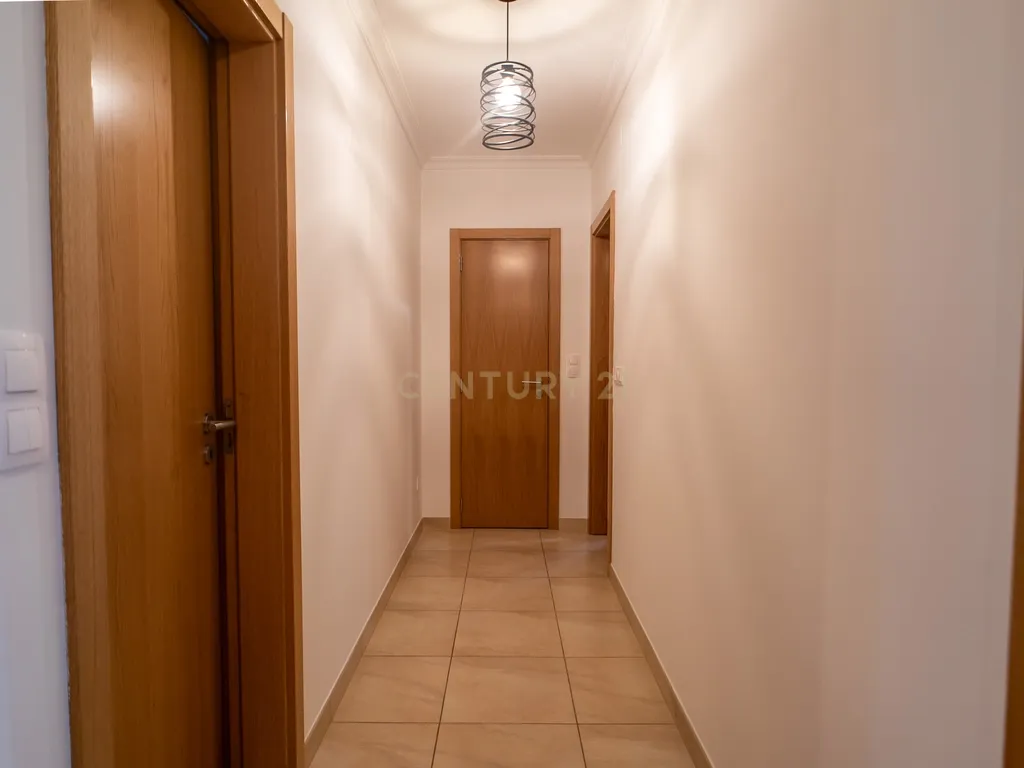 Moradia Bi familiar com terreno em Unhais da Serra, Covilhã - Image 11