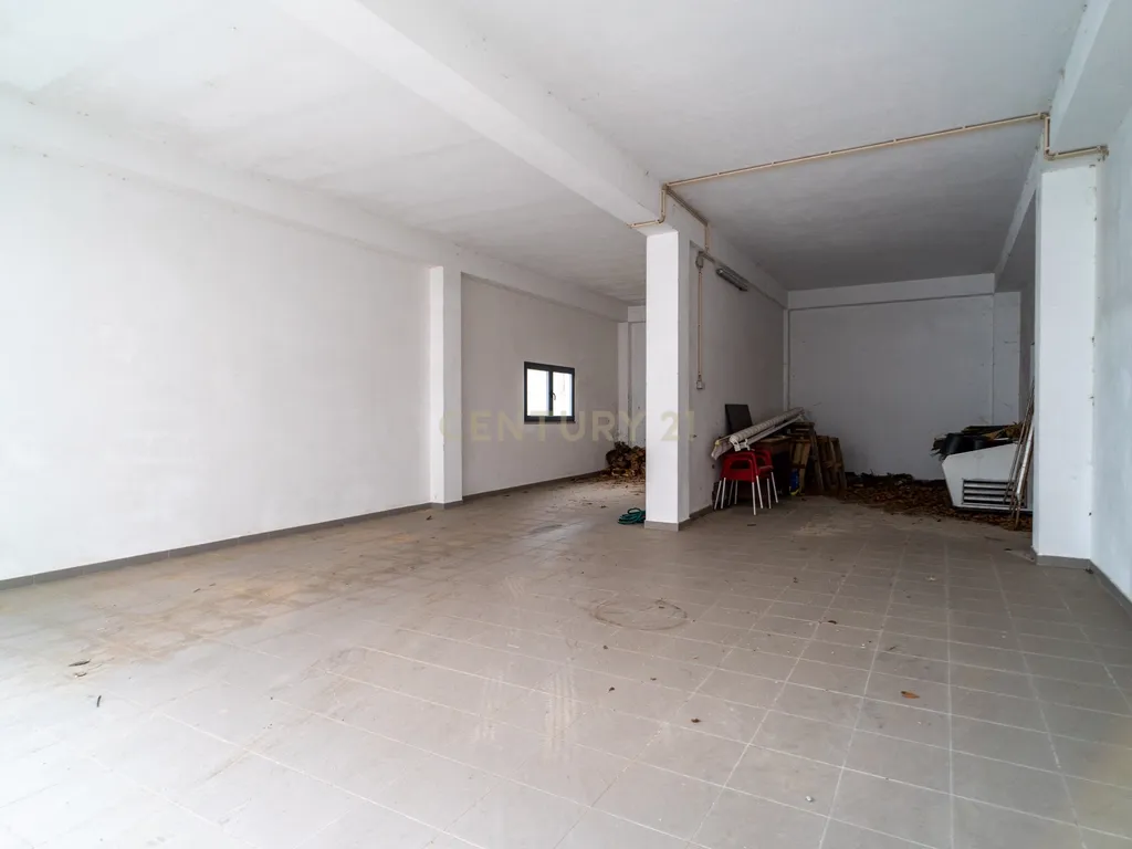 Moradia Bi familiar com terreno em Unhais da Serra, Covilhã - Image 30