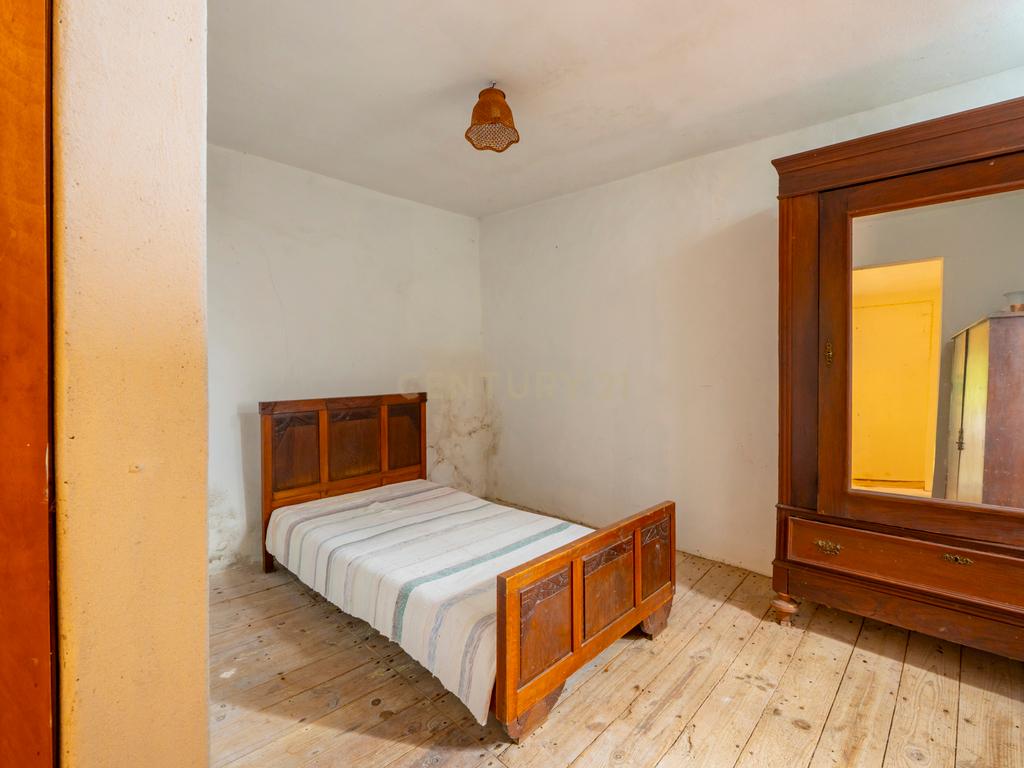 Moradia típica na Serra de Montejunto – Ideal para viver ou investir em turismo rural - Image 28