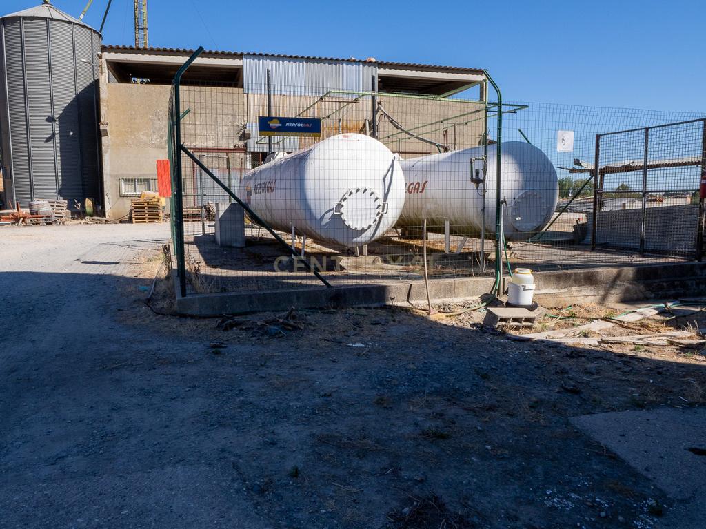 Armazém com negócio de secagem de cereais em funcionamento em Santiago do Cacém - Alvalade do Sado - Image 39