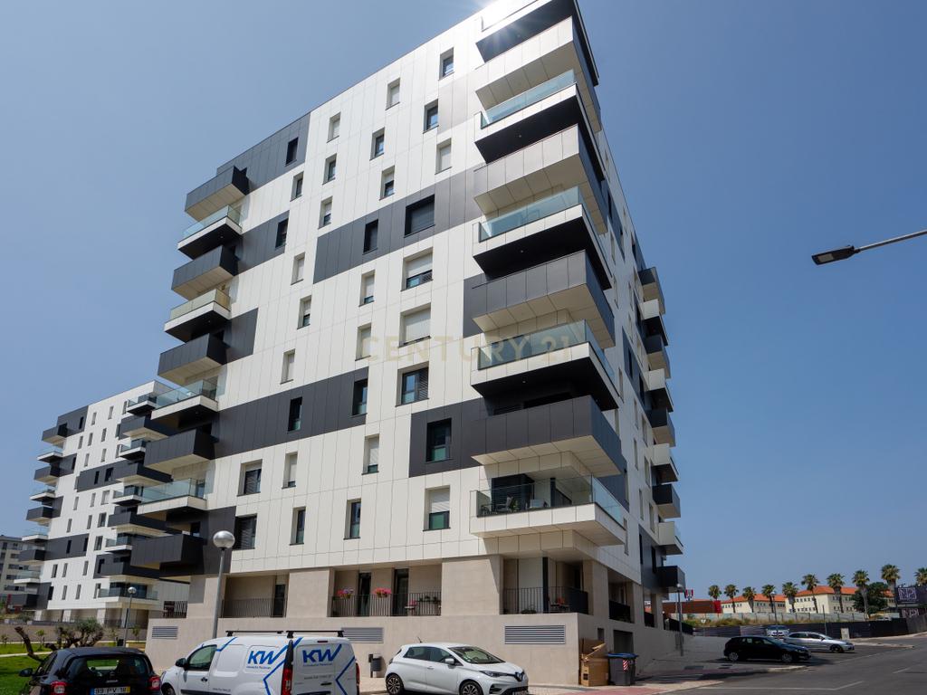 T1, Portela, Loures - Image 26