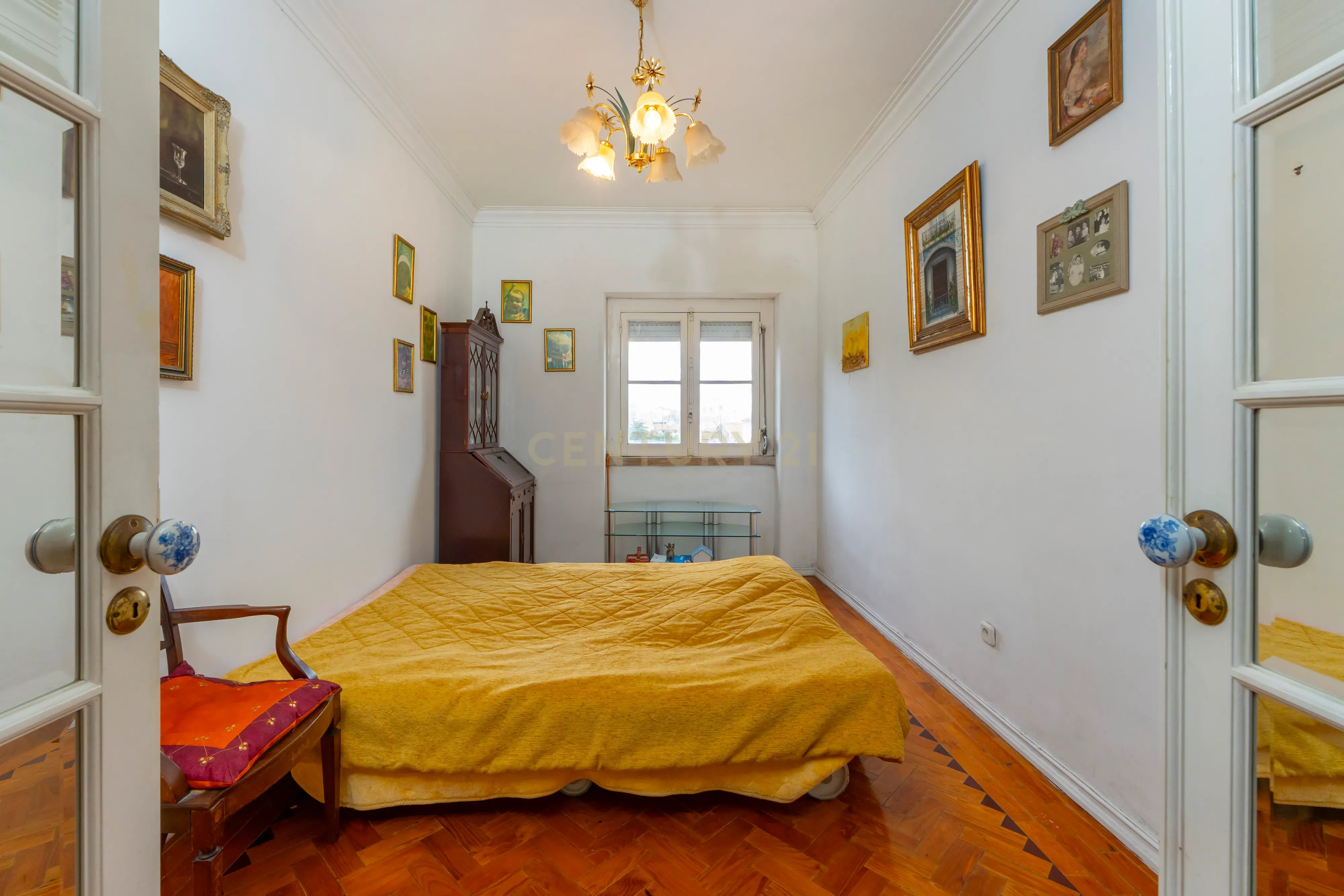 Apartamento T2 no Coração da Graça – Rua da Verónica - Image 14