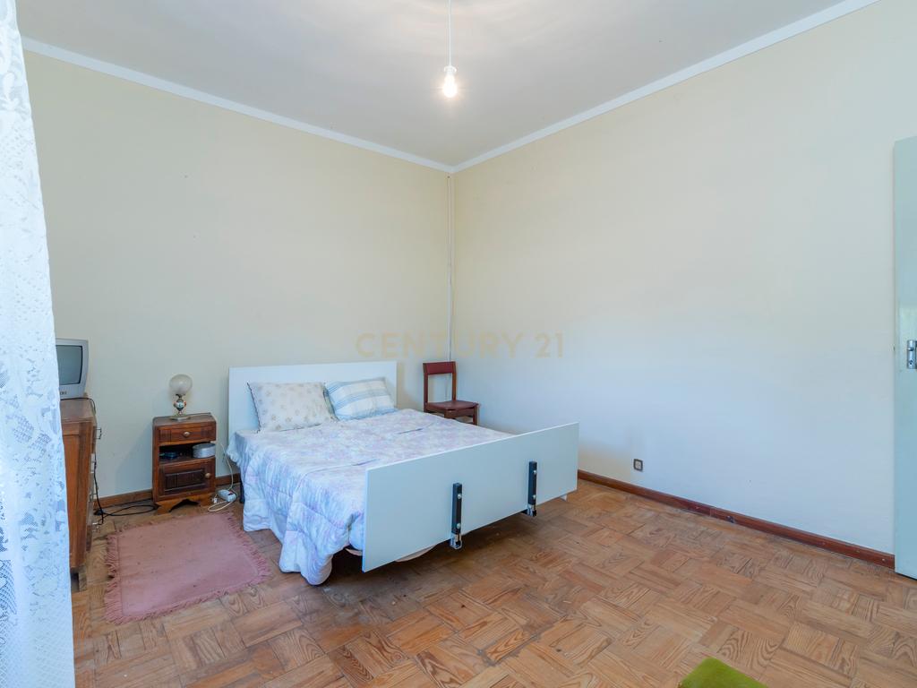 Moradia com terreno misto em Alcochete com Viabilidade para 5 Moradias - Image 3