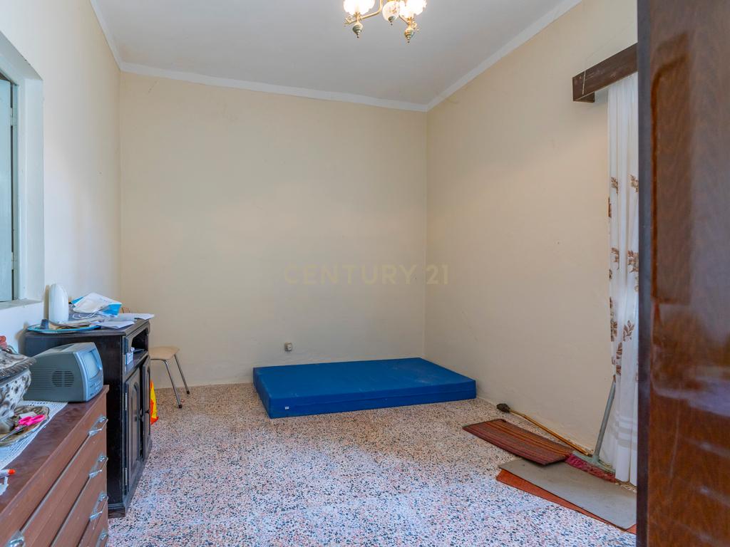 Moradia com terreno misto em Alcochete com Viabilidade para 5 Moradias - Image 14