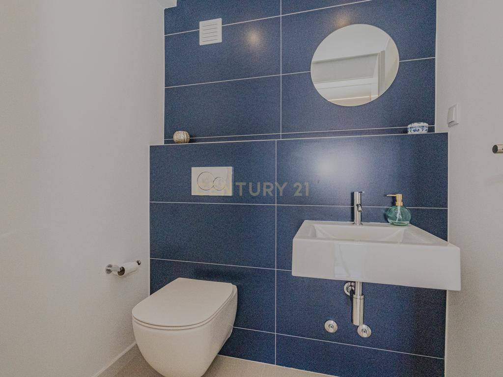Apartamento com vista deslumbrante sobre a Marina de Vilamoura! - Image 28
