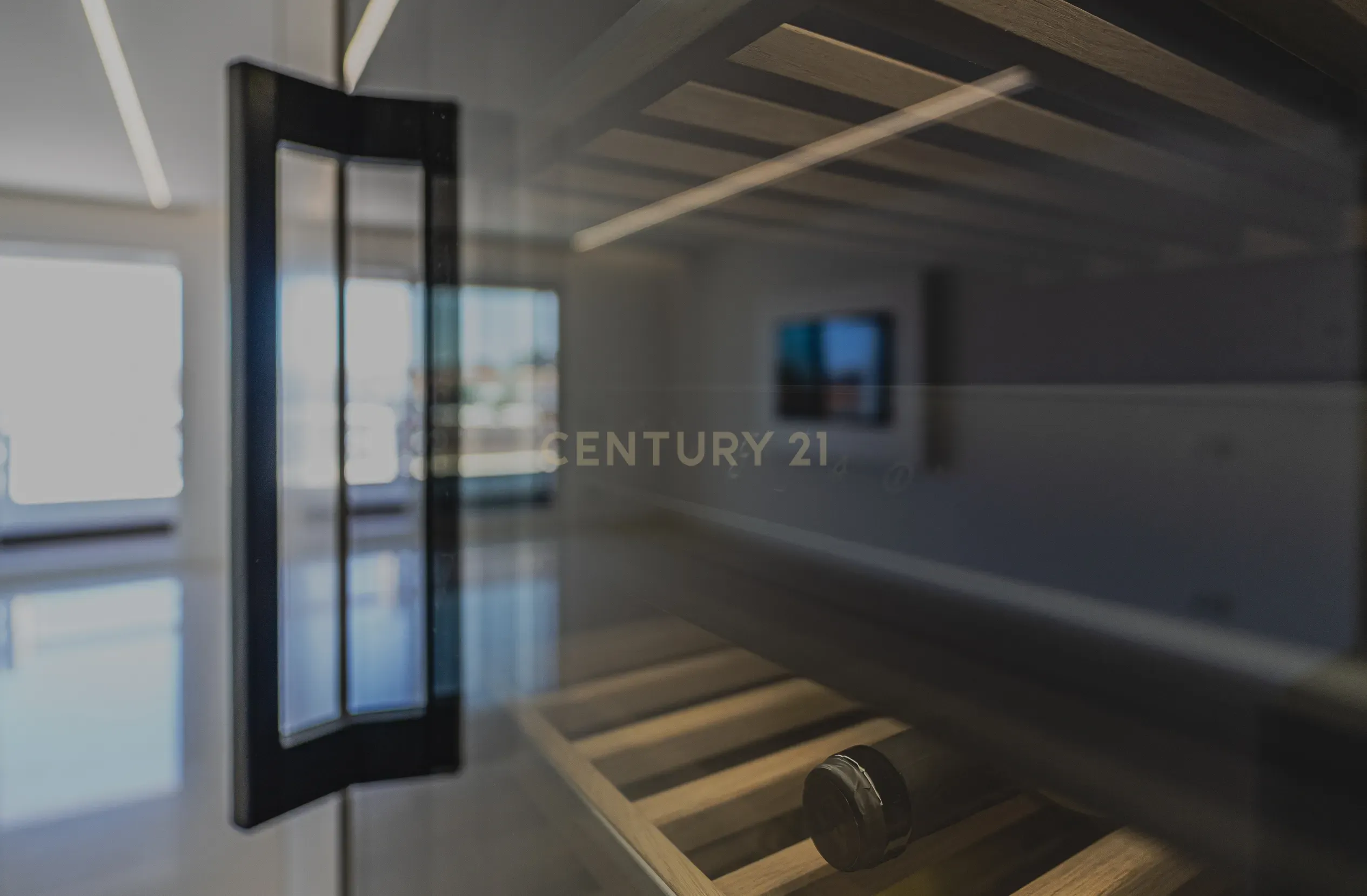 Apartamento com vista deslumbrante sobre a Marina de Vilamoura! - Image 24