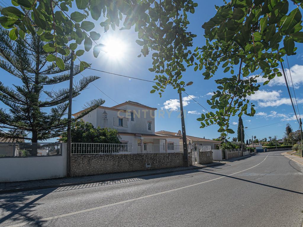 Excelente moradia em Carvoeiro - Image 32