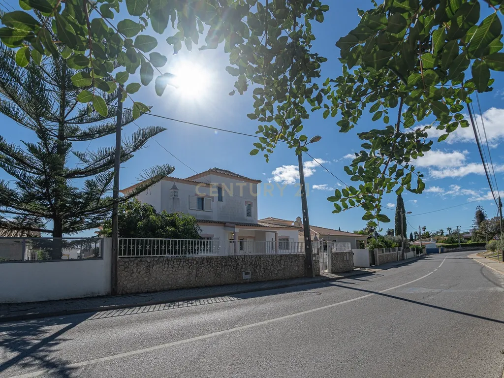 Excelente moradia em Carvoeiro - Image 32