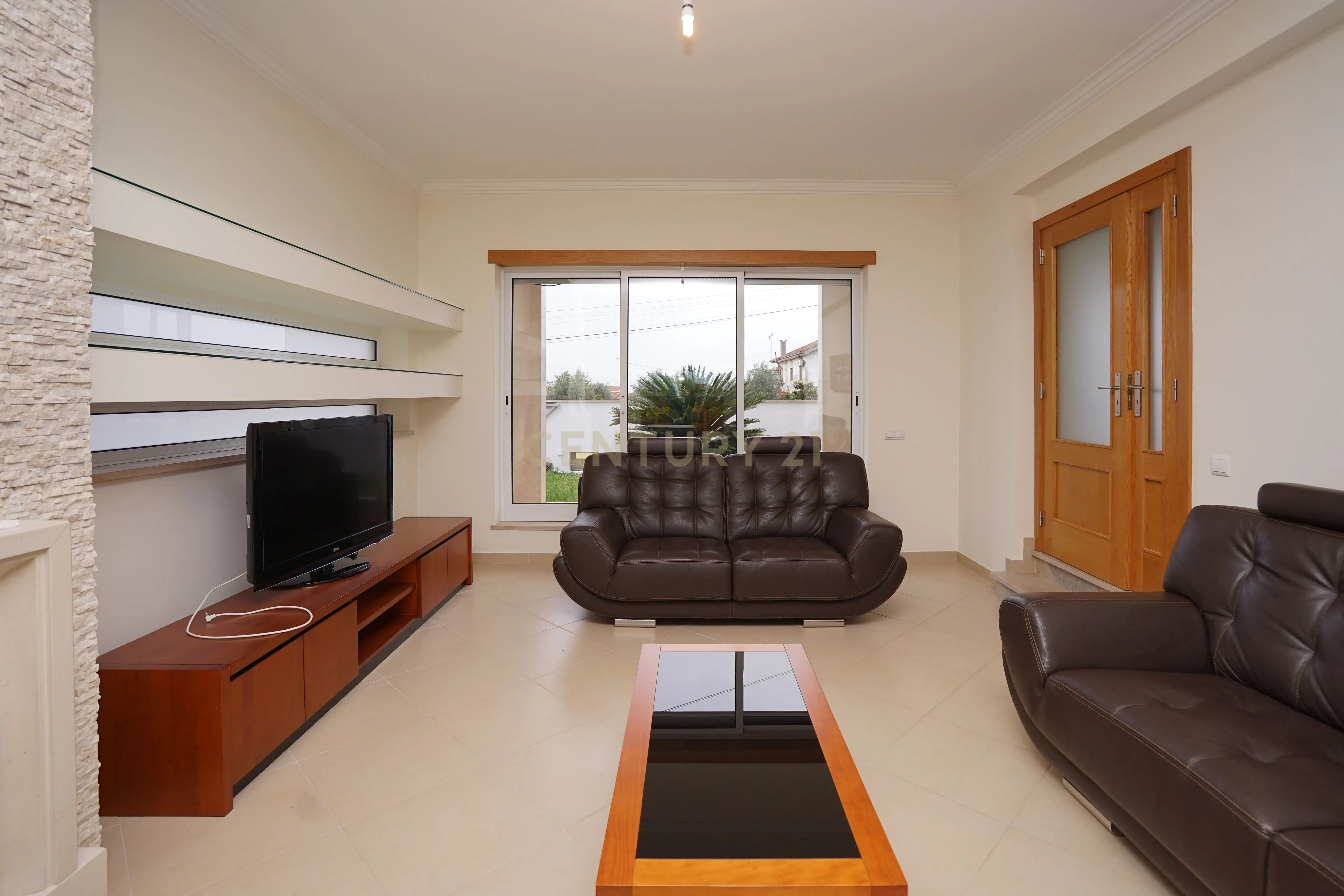 Moradia T4 - Em excelente estado - Image 13