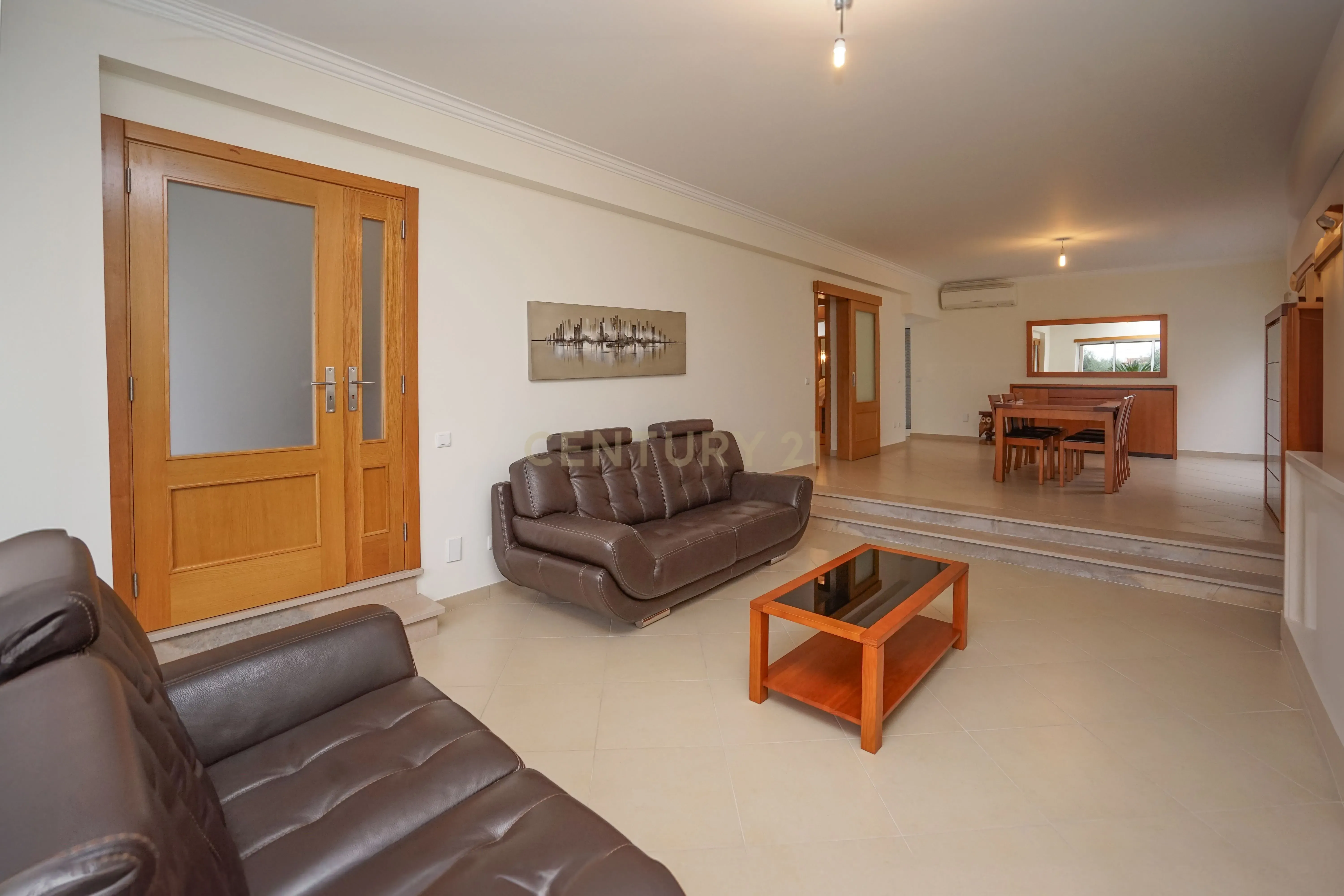 Moradia T4 - Em excelente estado - Image 14