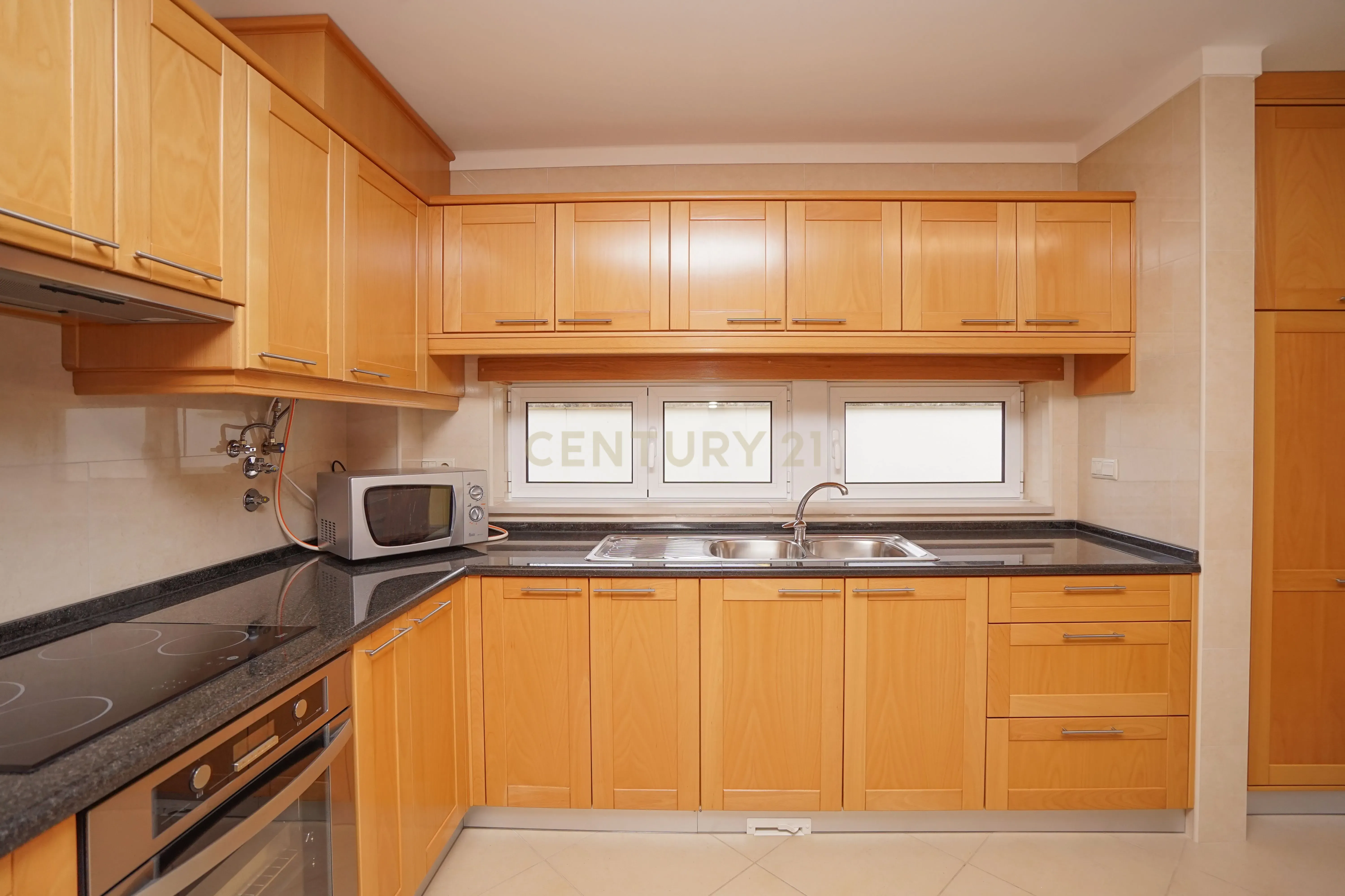 Moradia T4 - Em excelente estado - Image 39
