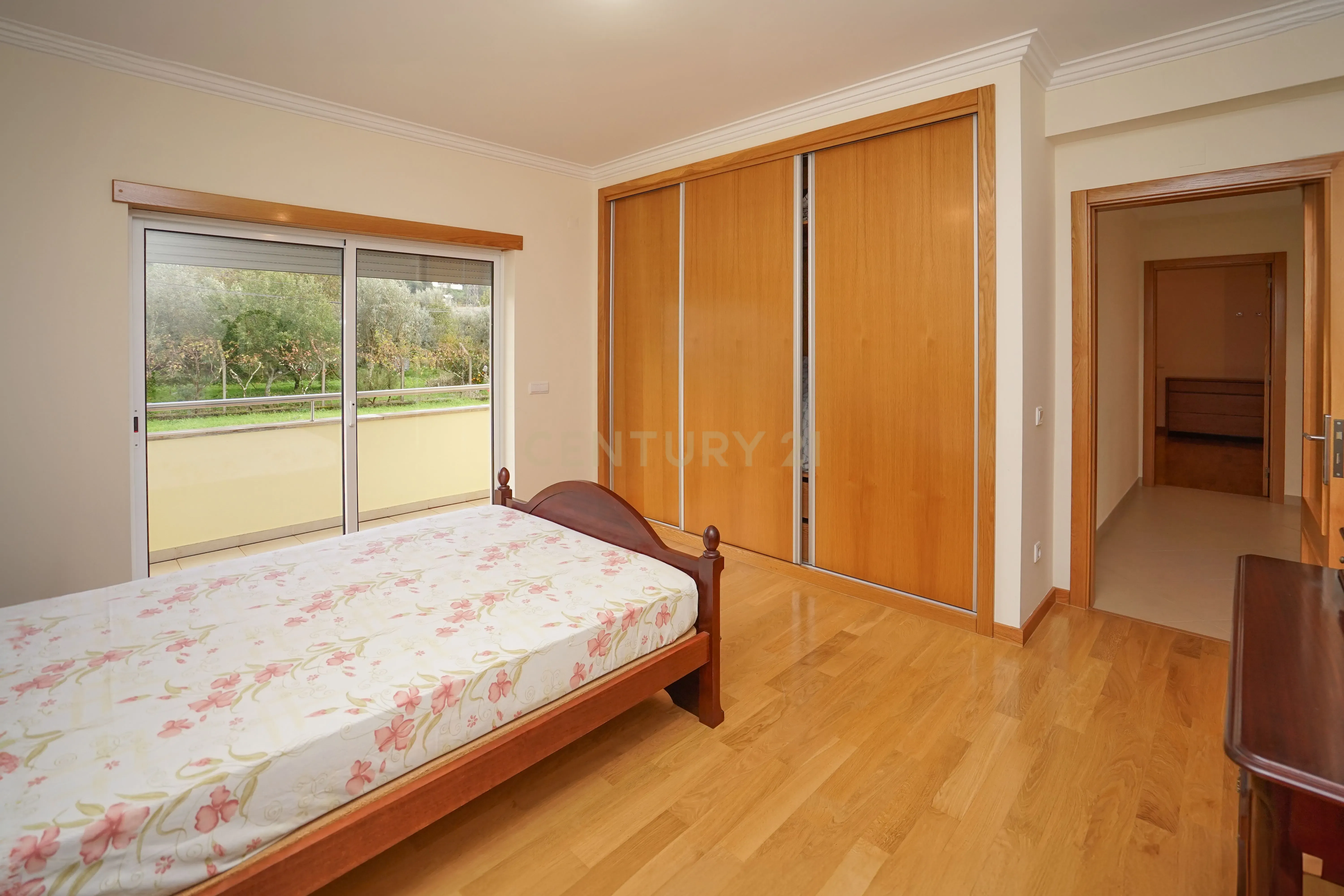 Moradia T4 - Em excelente estado - Image 55