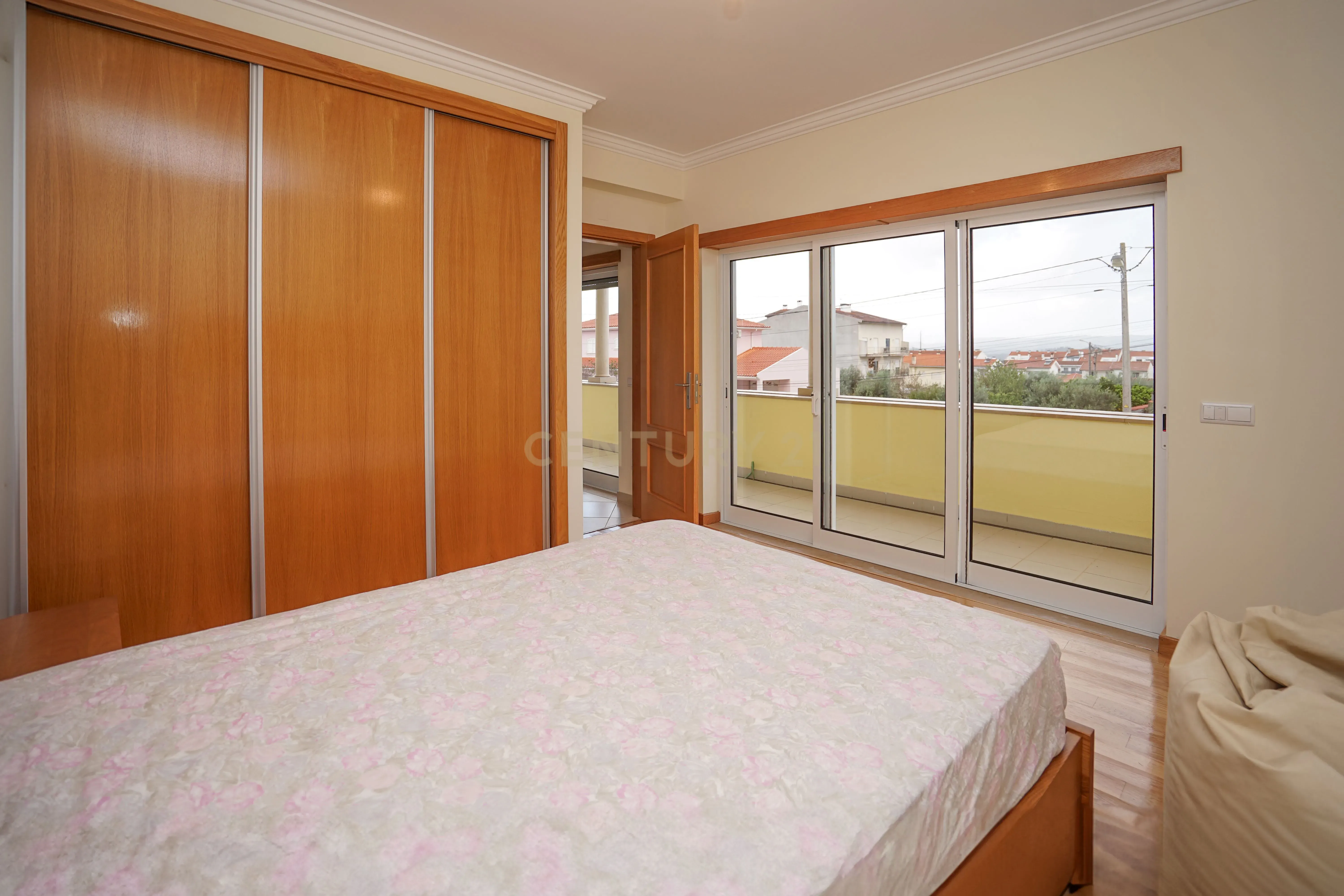 Moradia T4 - Em excelente estado - Image 61