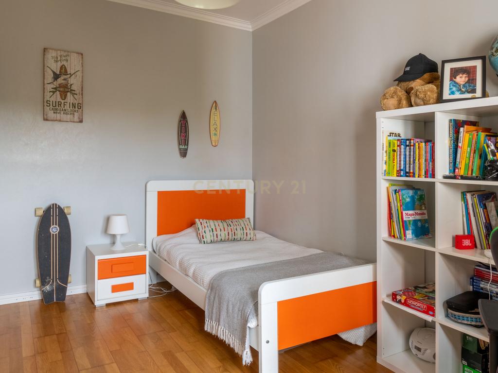Apartamento T3  na  Quinta da Beloura  em Condomínio Privado com Piscina segurança  24H - Image 18
