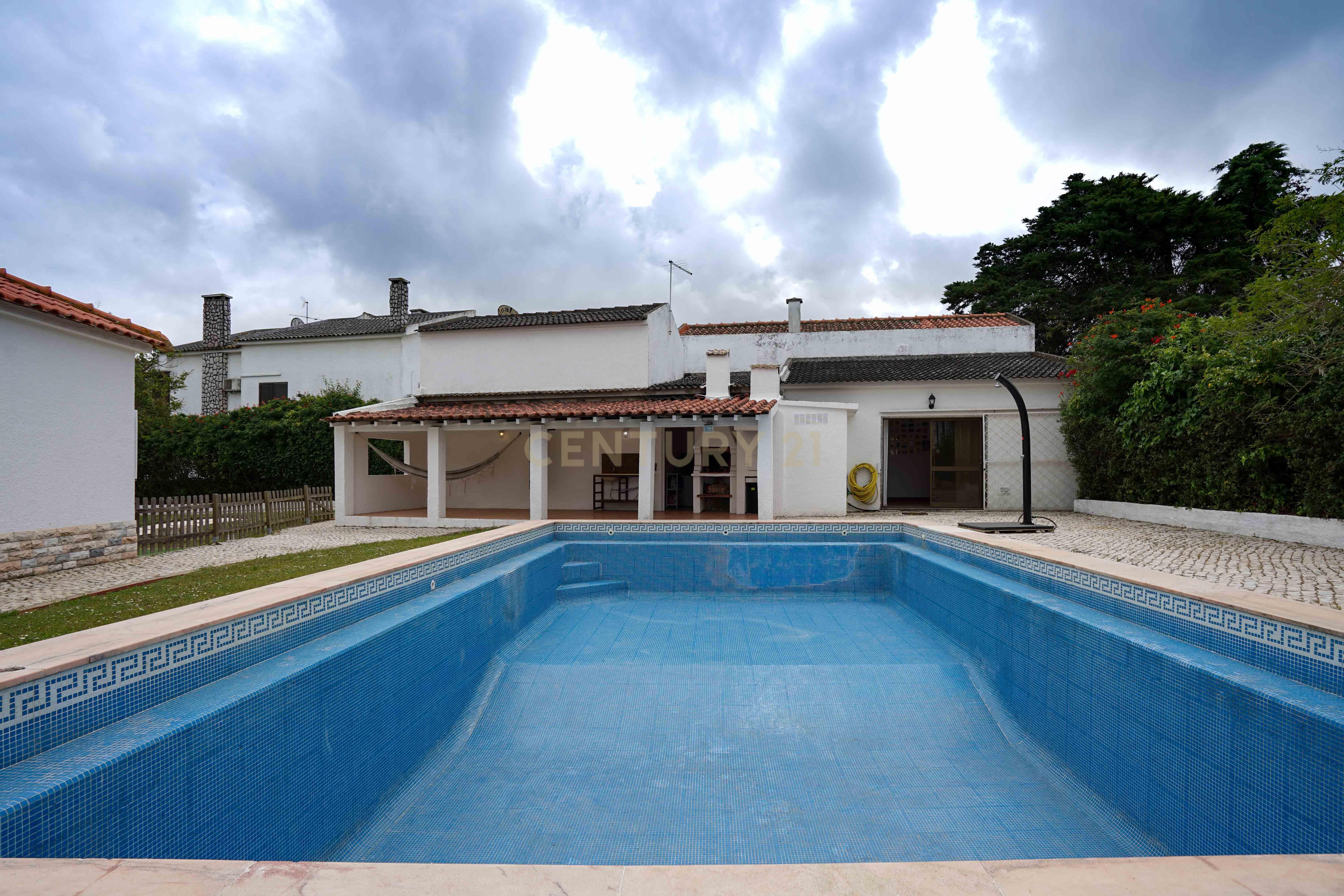 Fantástica Moradia isolada T4 na Marisol - Image 46