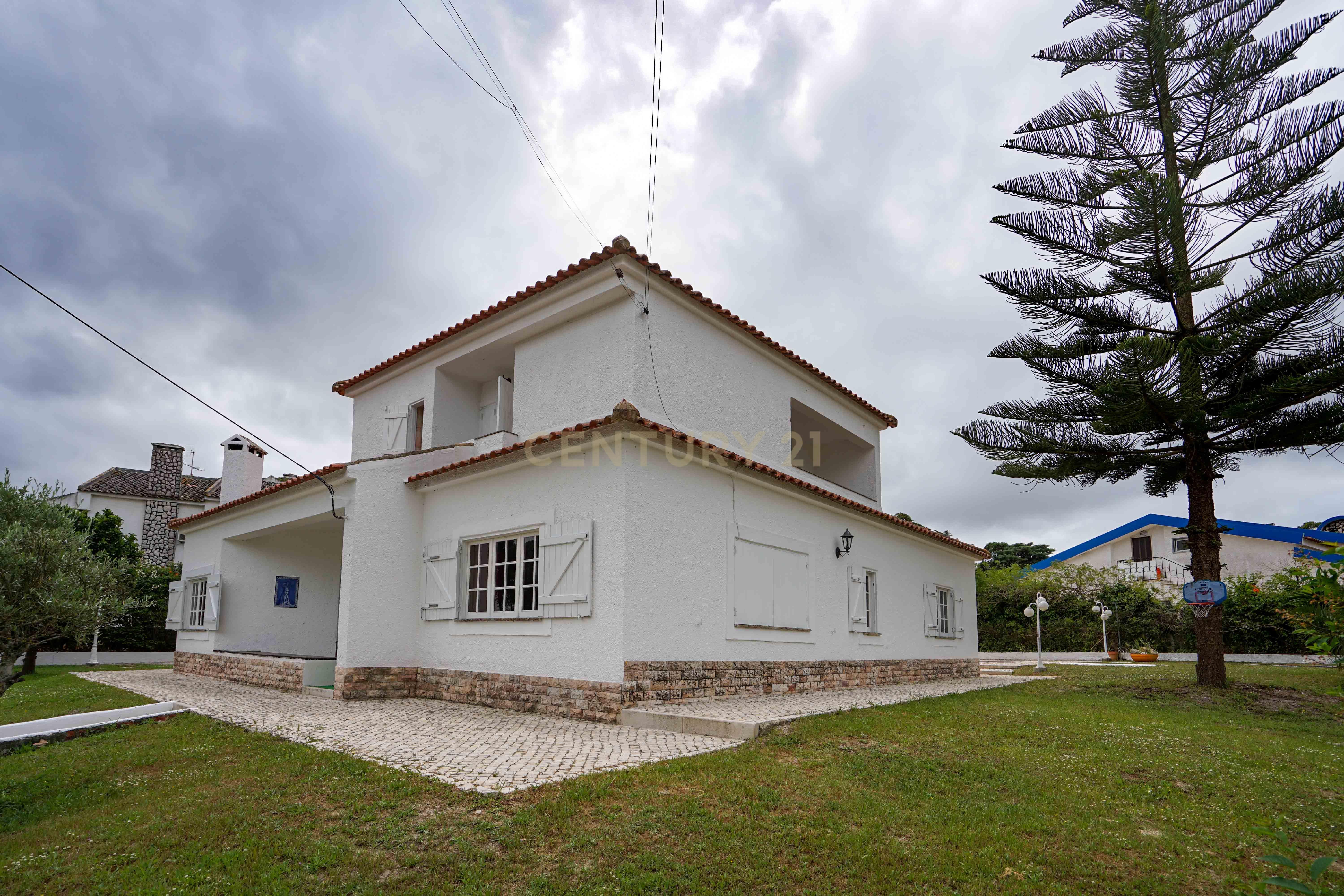 Fantástica Moradia isolada T4 na Marisol - Image 55