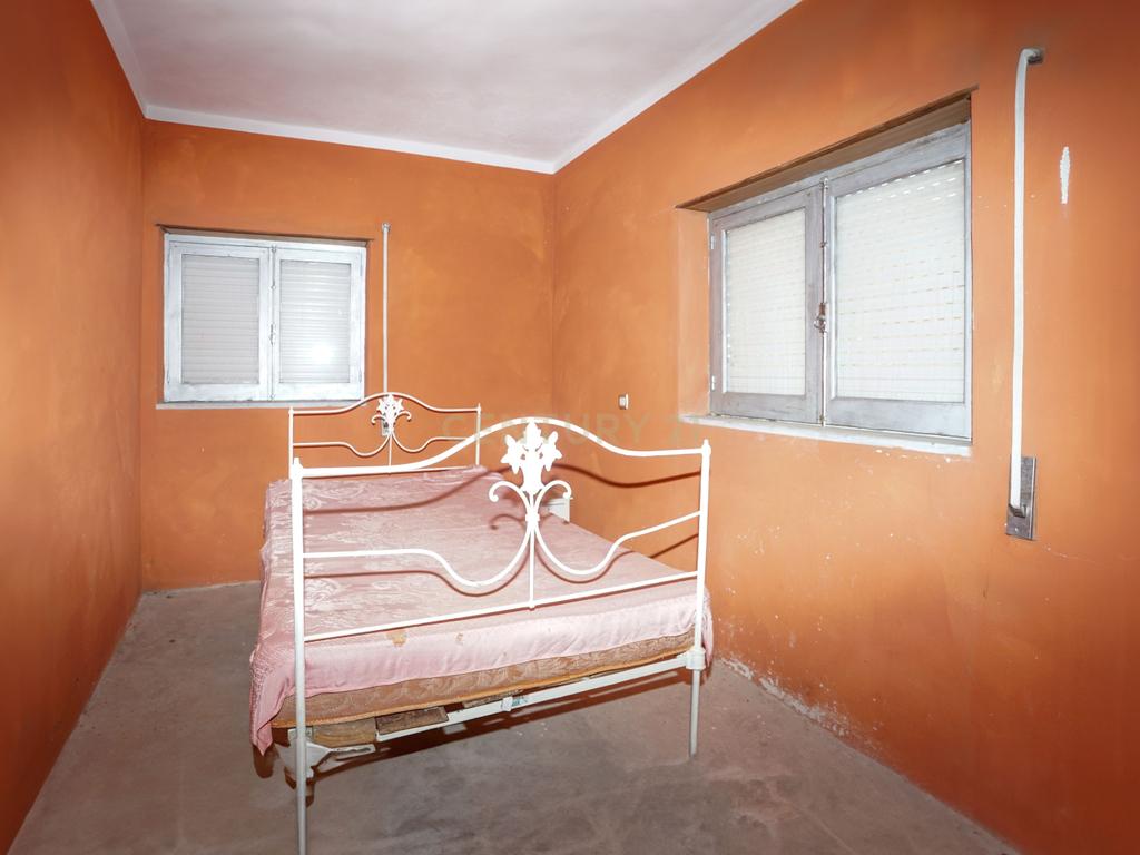 Moradia T3 - Localização tranquila - Image 17