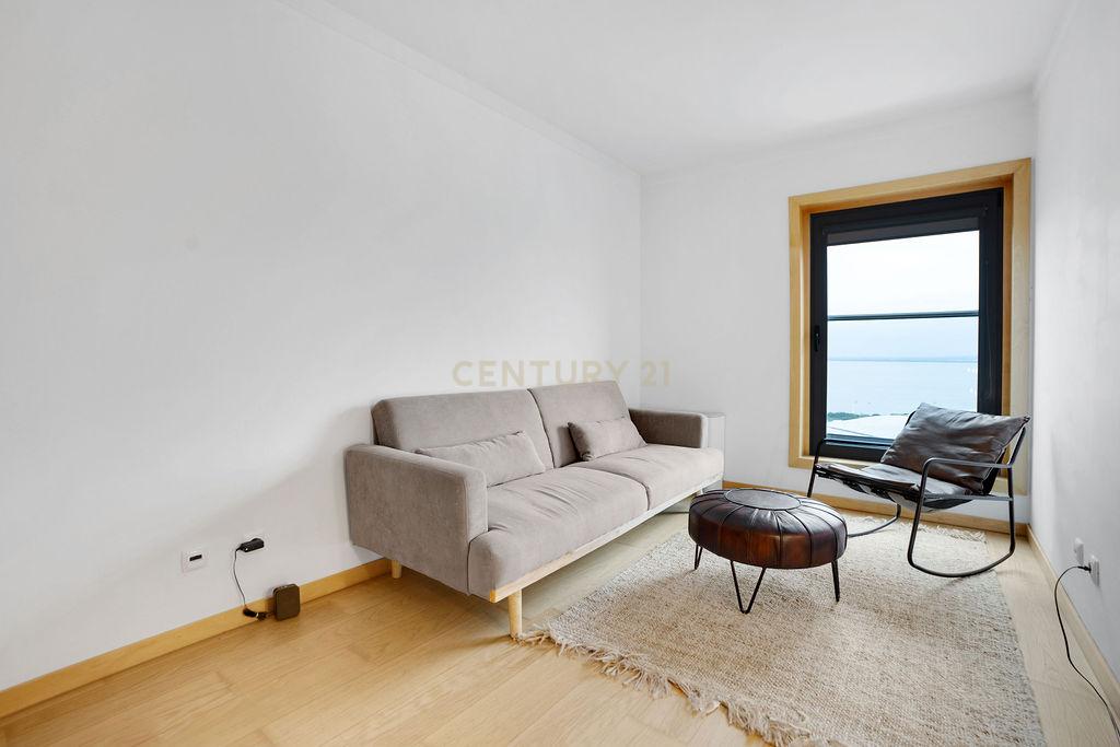 Apartamento T2 vista panoramica deslumbrante no Parque das Nações - Image 14