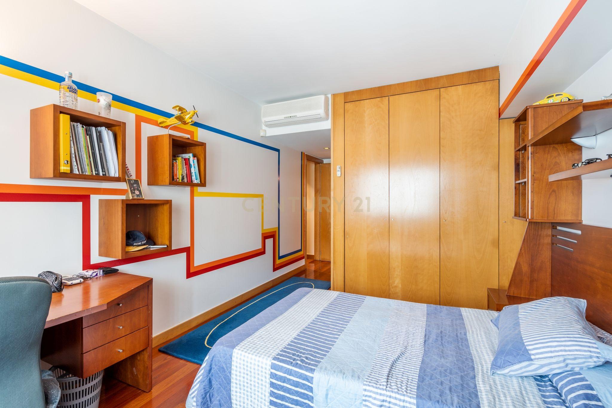 Moradia T4 com piscina - Bom Jesus - Image 27