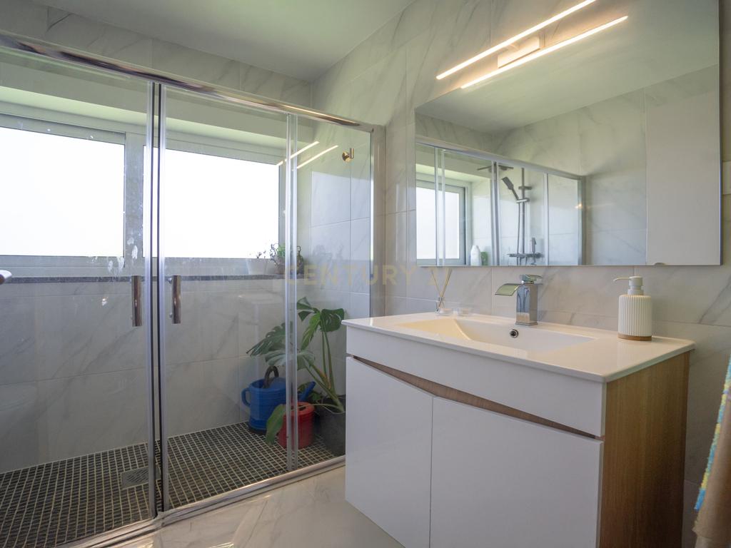 Terreno com projeto em execução - Lousã - Image 20