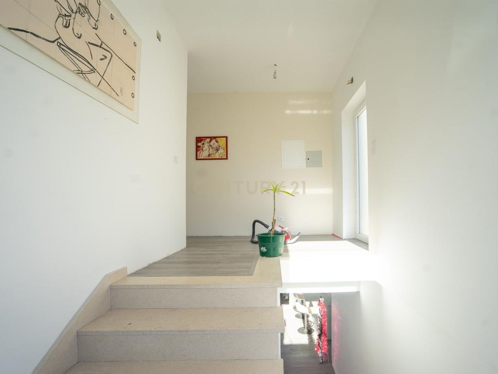 Terreno com projeto em execução - Lousã - Image 21