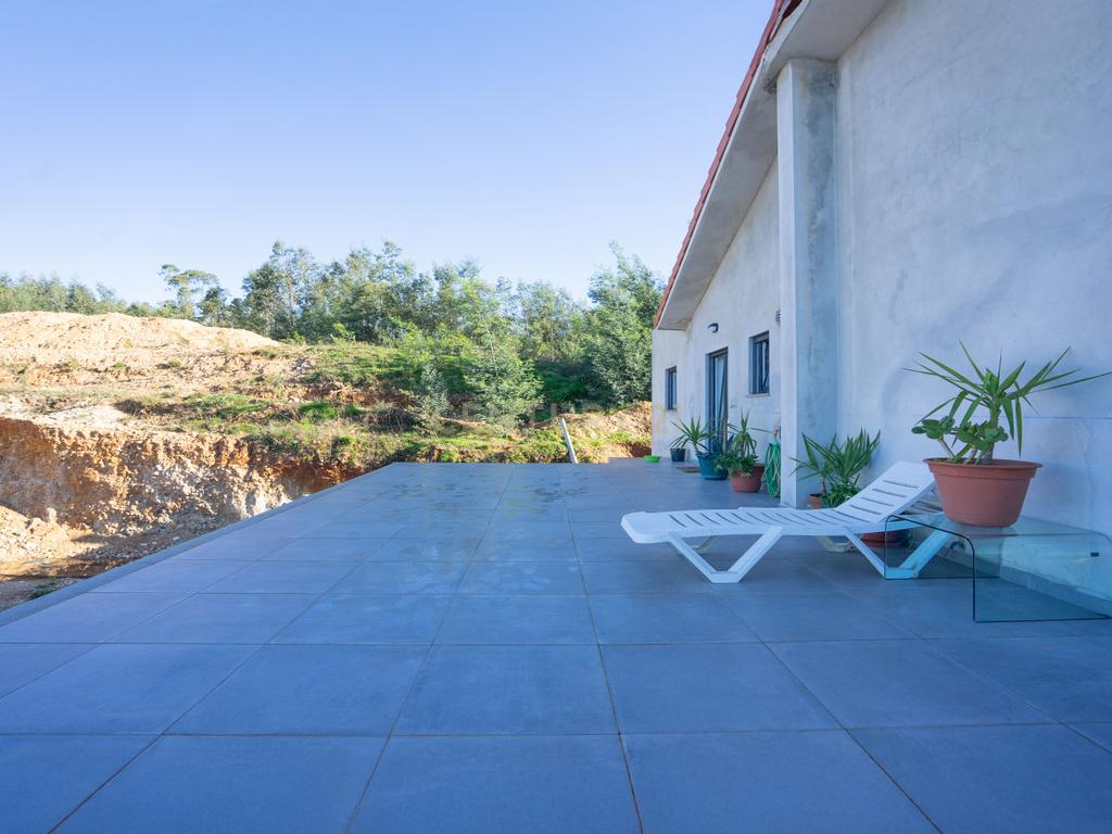 Terreno com projeto em execução - Lousã - Image 26