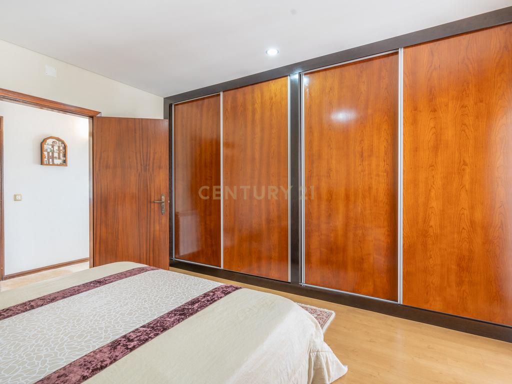 Moradia T5 em Travassos, Póvoa de Lanhoso - Image 14