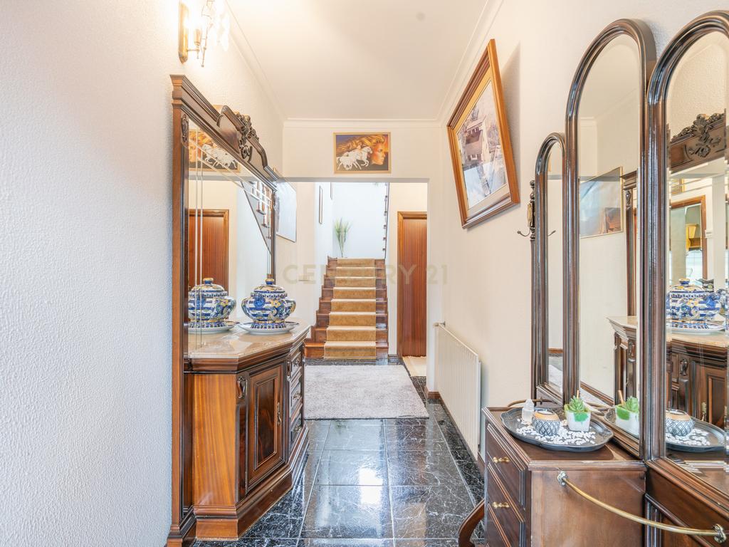 Moradia T5 em Travassos, Póvoa de Lanhoso - Image 19
