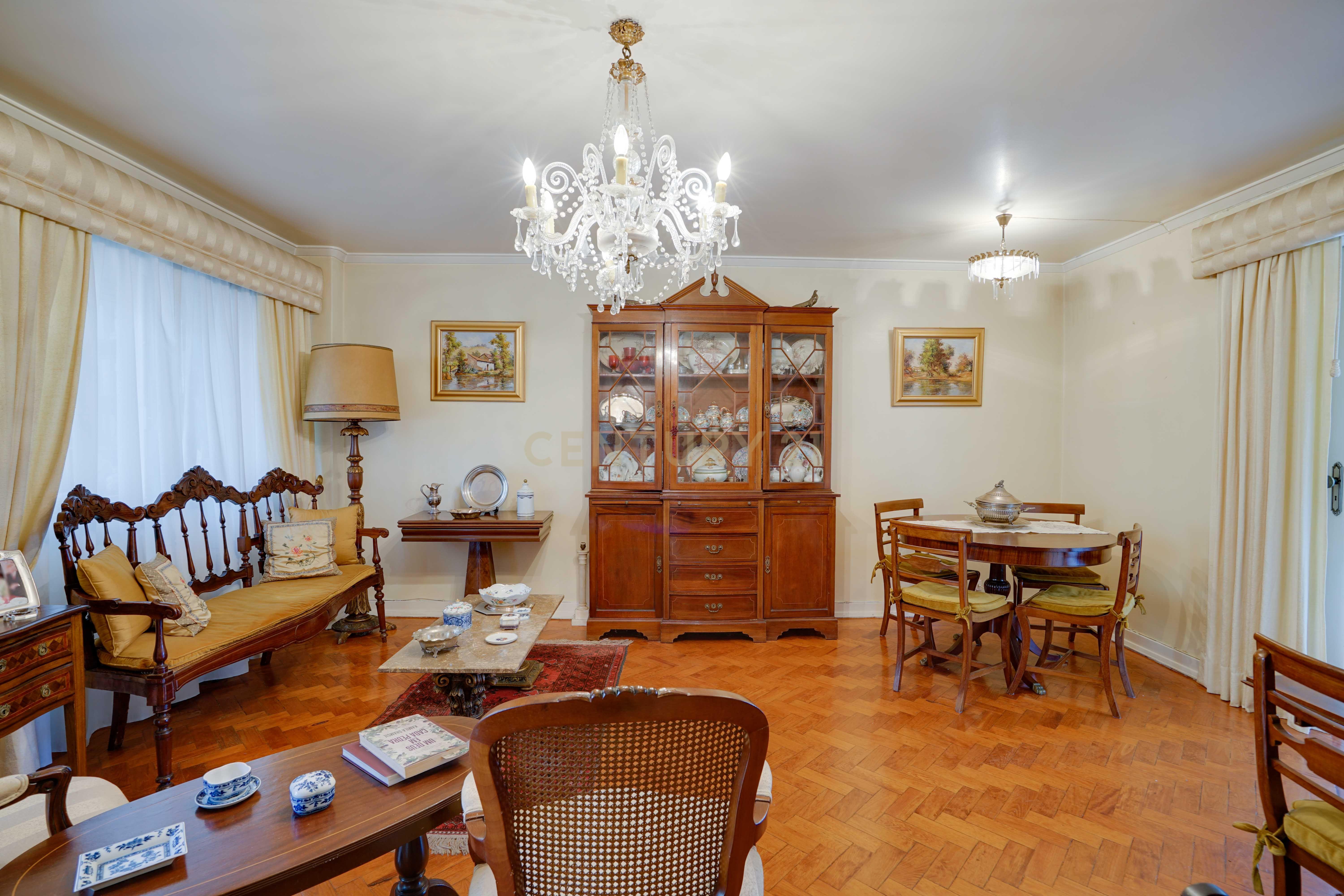 Duplex T4 em Lisboa com 125m² e serviços incluídos - Image 21