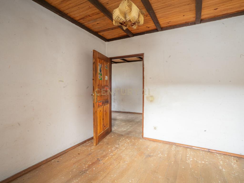 Moradia T2 - Vila Nova (Miranda do Corvo) - Image 4
