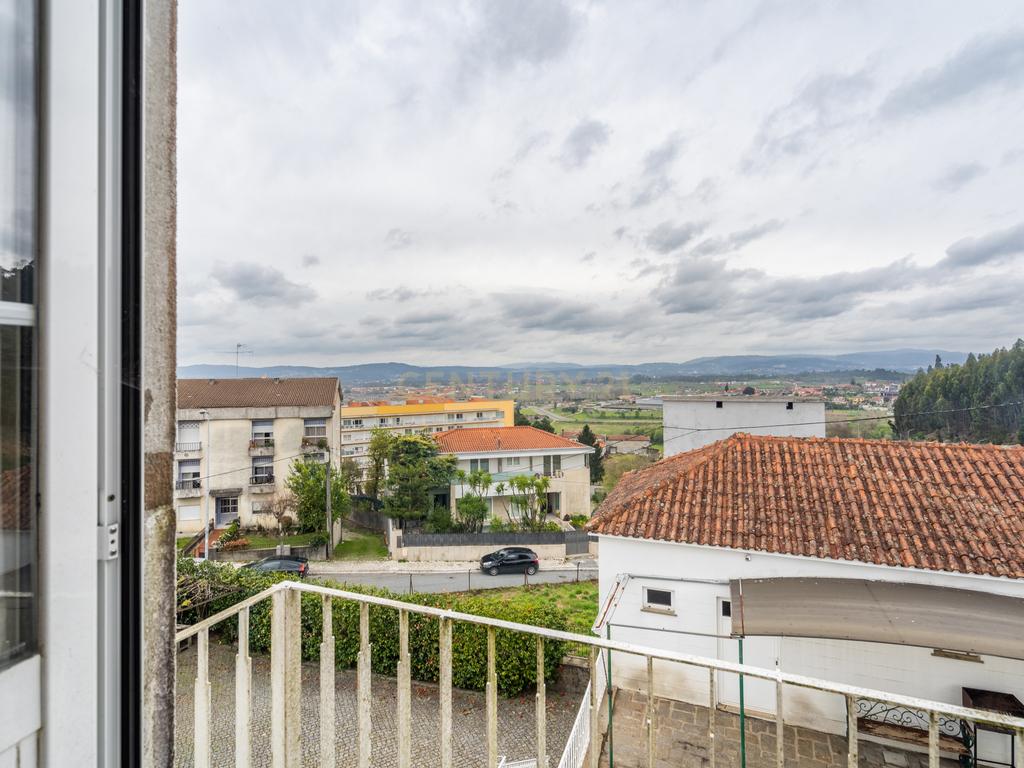 Moradia histórica centro de Braga - Image 40