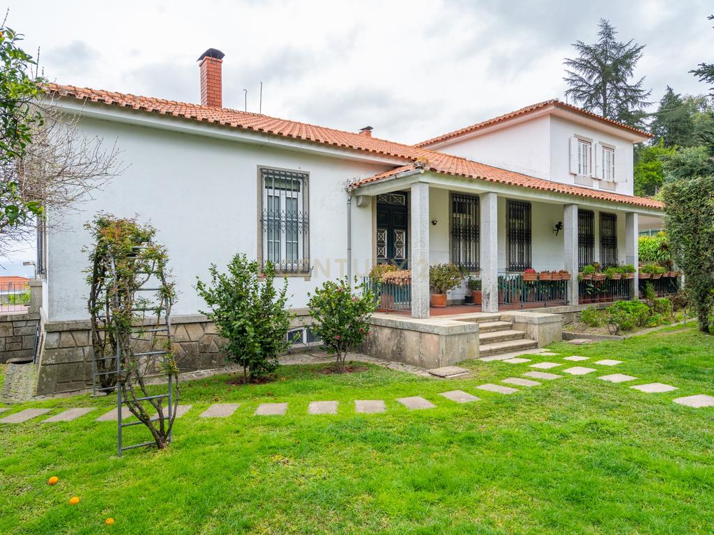 Moradia histórica centro de Braga - Image 23